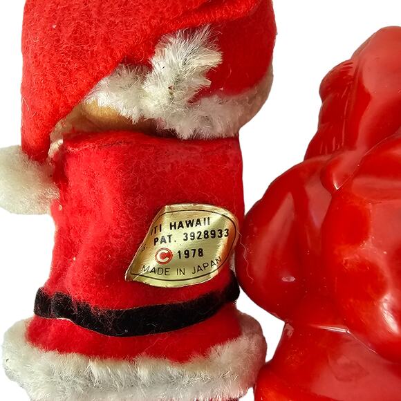 Vintage lot of 8 pcs assorted Santa Claus plastic cardboard felt 3-5" - Picture 4 of 4